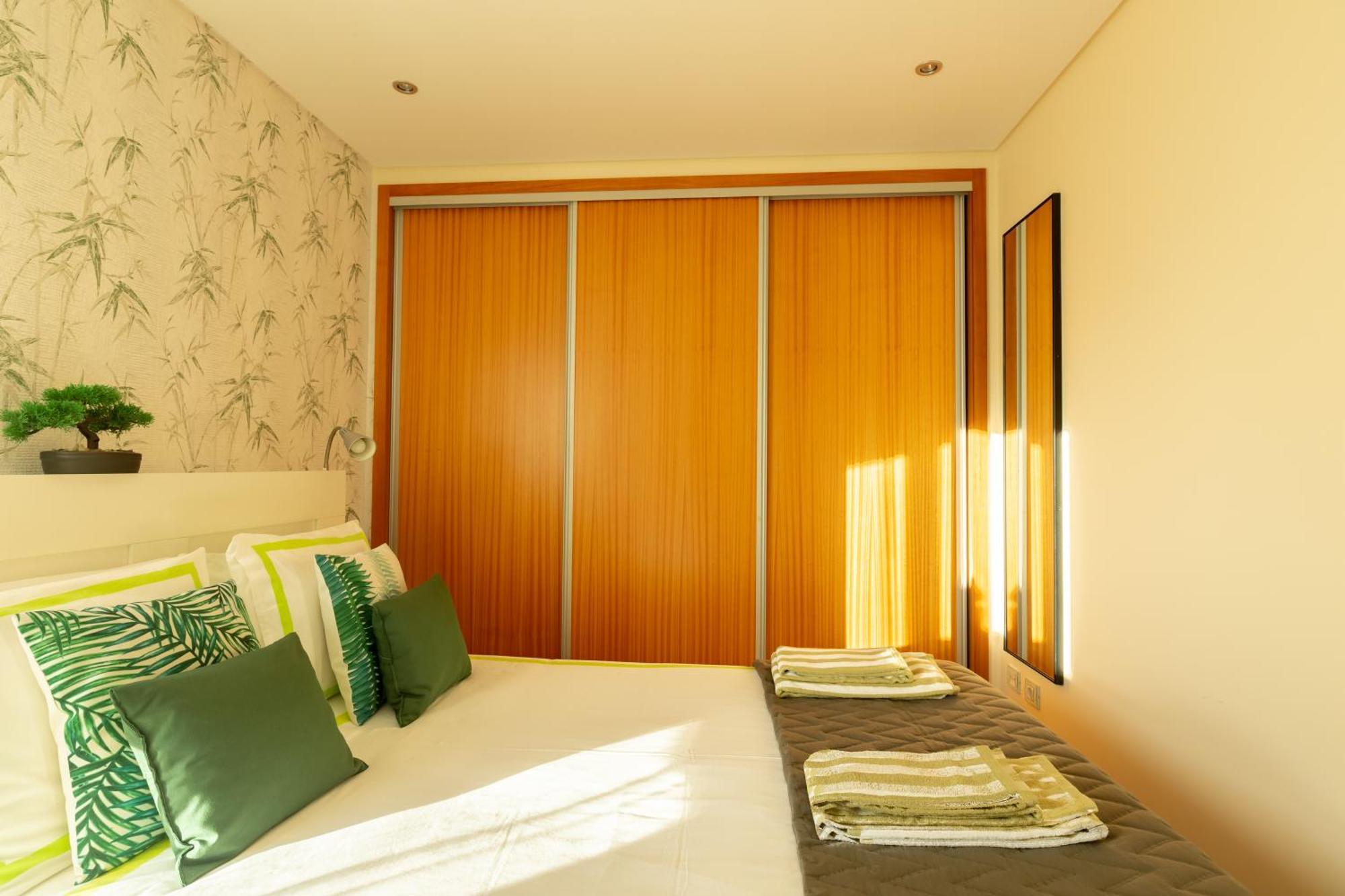 Francos Relaxing Apartment By The Metro Porto Exterior photo